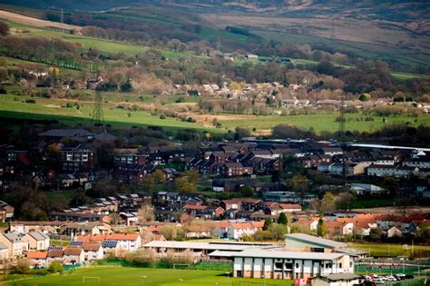 is hattersley rough|Ten miles from town: Life on the Manchester overspill .